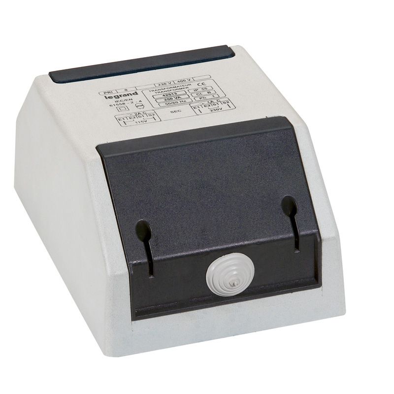 Legrand Scheidingstransfo 230/400 V 115/230 V - enkelfasig 630 VA - Lg 042515 web r - 20038409