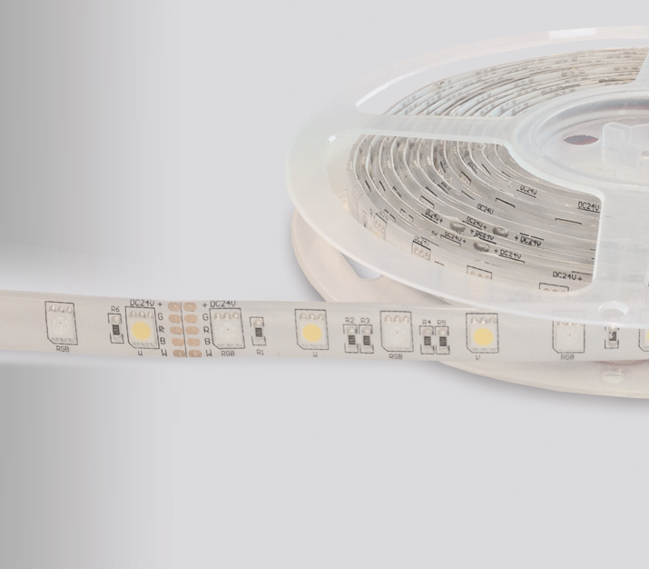 PROLUMIA led strip 24vdc rgb-ww 2700k 14.4w/m ip62 5mtr - Prolumia 72w led flexibele silver serie ip62 46180105 - 8800122
