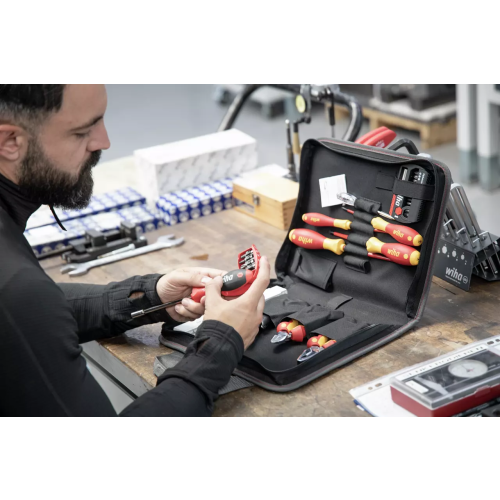 WIHA Gereedschapsset Elektricien Assorti in etui 9300-035, 32-delig - F8425e8b 1855 417b b3ff 7a4fbf07be6e - 20013979