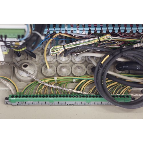 Legrand Wartelplaat Cabstop - IP 55 voor Atlantic kast br. 400 mm - Lg 036495 web deco2 - 20037890
