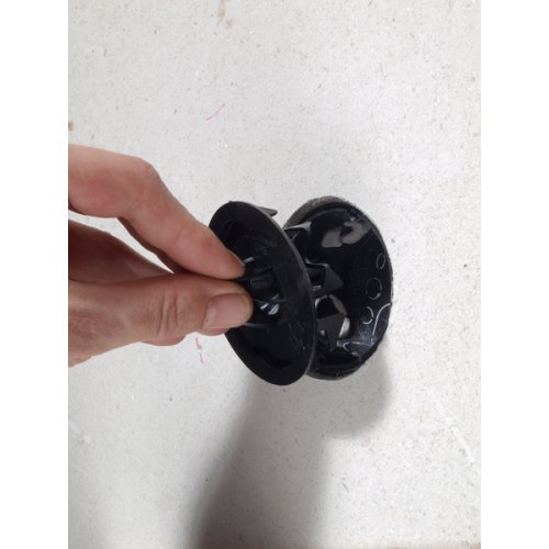 Schnabl Stucdeksel, bescherming en nauwkeurig localiseren inbouwdozen stucwerk - Productfoto transparant beschermdeksel voor inbouwdozen schnabl upd installatie2 - 20148547
