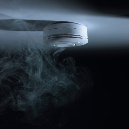 Ei 650iRF RF rookmelder - Productfoto transparant ei650 plafond met rook - 5515070